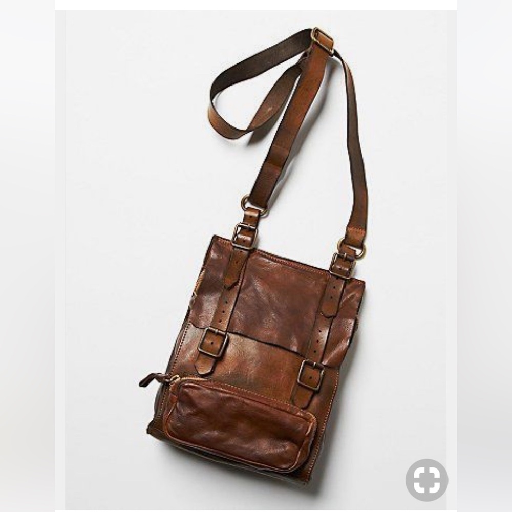 Campomaggi Brown Distressed Leather crossbody Buckle Bag Purse
